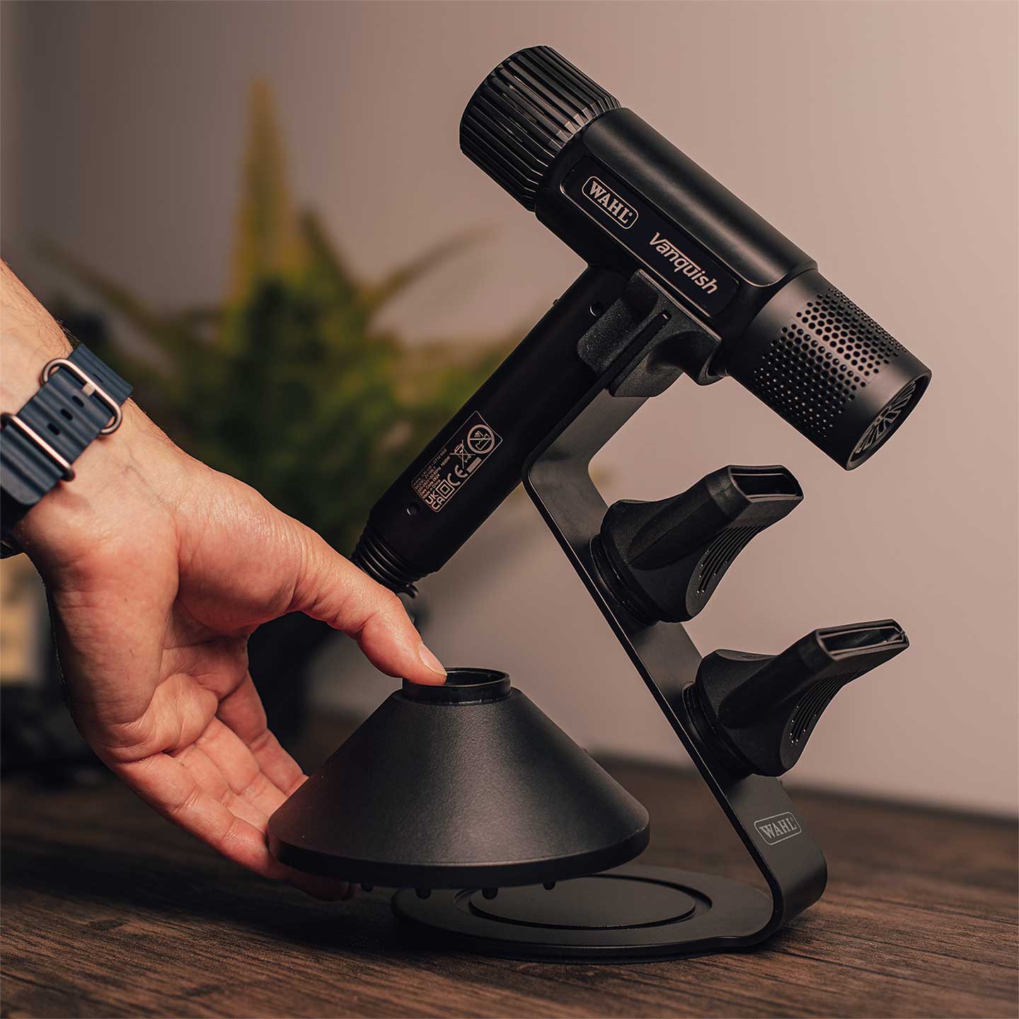 Wahl Vanquish Hairdryer Stand